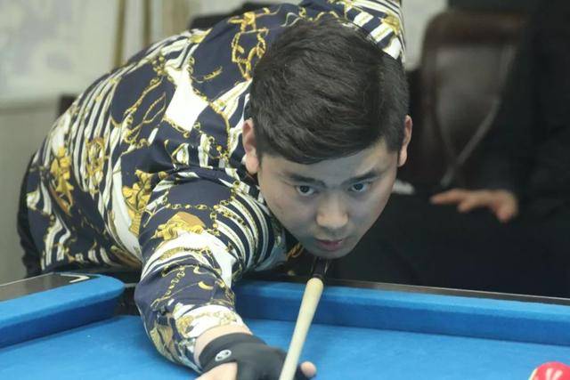 左后卫线上 左后卫线上