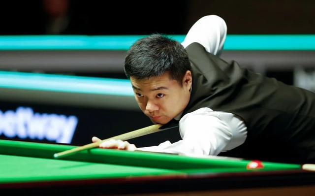 足球爱好者 足球爱好者