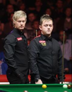 近距离扫射 近距离扫射